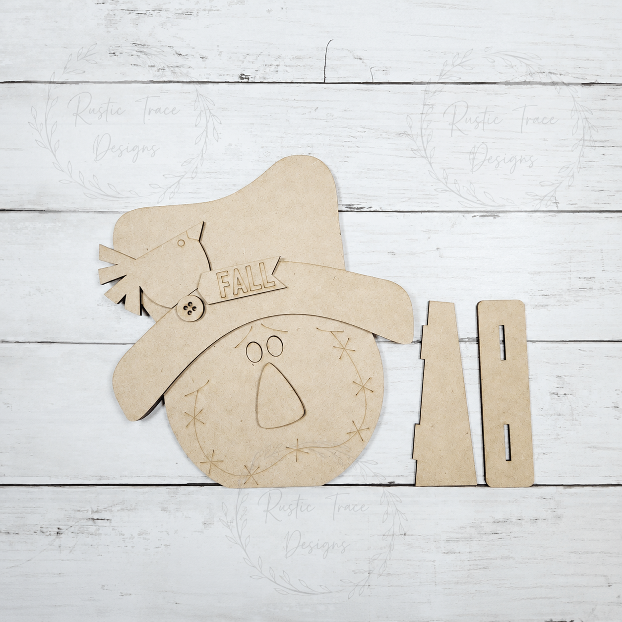 Scarecrow Face Shelf Sitter