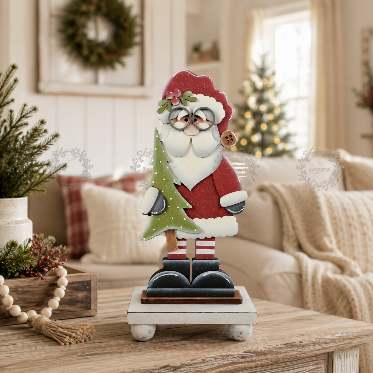 St. Nick Shelf Sitter
